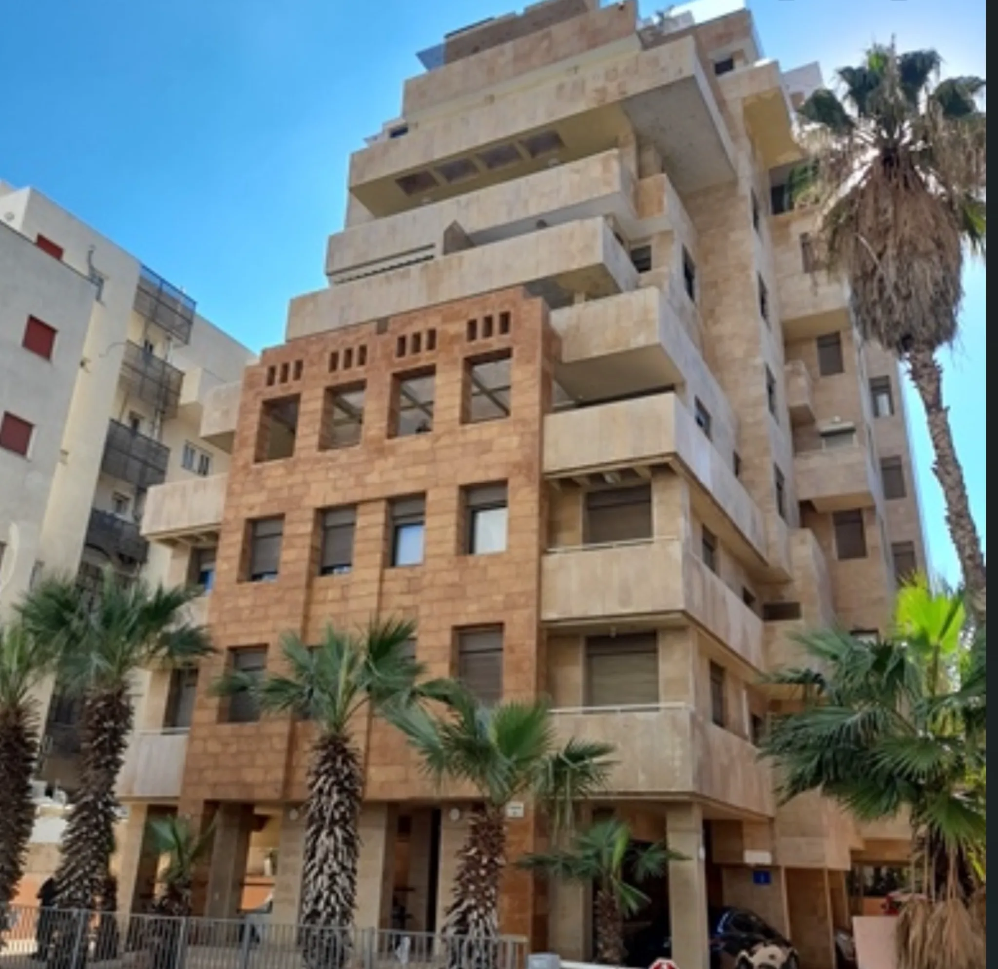 מבנה מגורים באזור לשימור בתל אביב